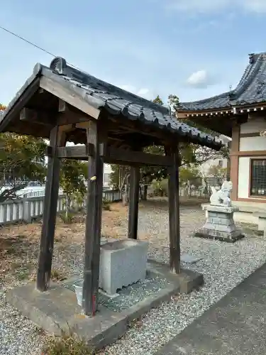 白髭神社の{uncategorized: "未分類", other: "その他", undefined: "問題あり", building: "その他建物", grave: "お墓", sacred_gate: "鳥居", guardian: "狛犬", statue: "像", buddha: "仏像", history: "歴史", nature: "自然", garden: "庭園", animal: "動物", pagoda: "塔", temizu: "手水舎", mountain_gate: "山門・神門", sanctuary: "本殿・本堂", subordinate: "末社・摂社", art: "芸術", scenery: "景色", jizo: "地蔵", ema: "絵馬", goshuin: "御朱印", omikuji: "おみくじ", items: "授与品その他", amulet: "お守り", goshuincho: "御朱印帳", eats: "食事", festival: "お祭り", votive_dance: "神楽", shichigosan: "七五三参", wedding: "結婚式", experience: "体験その他", initially: "初詣", around: "周辺", anti_infection: "感染症対策"}