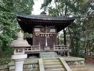 曾屋神社の末社・摂社