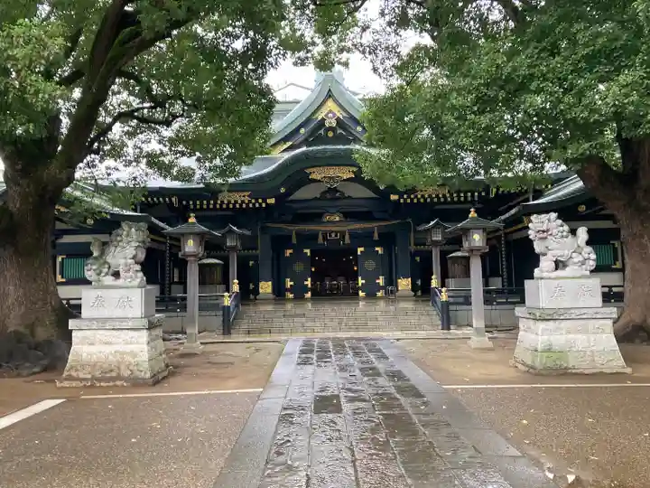 穴八幡宮の本殿・本堂
