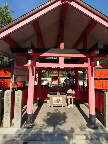 車折神社の末社