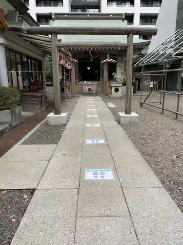 宮益御嶽神社の鳥居