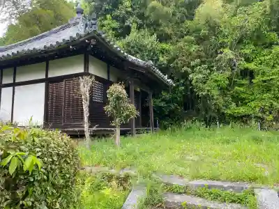 東光寺の{uncategorized: "未分類", other: "その他", undefined: "問題あり", building: "その他建物", grave: "お墓", sacred_gate: "鳥居", guardian: "狛犬", statue: "像", buddha: "仏像", history: "歴史", nature: "自然", garden: "庭園", animal: "動物", pagoda: "塔", temizu: "手水舎", mountain_gate: "山門・神門", sanctuary: "本殿・本堂", subordinate: "末社・摂社", art: "芸術", scenery: "景色", jizo: "地蔵", ema: "絵馬", goshuin: "御朱印", omikuji: "おみくじ", items: "授与品その他", amulet: "お守り", goshuincho: "御朱印帳", eats: "食事", festival: "お祭り", votive_dance: "神楽", shichigosan: "七五三参", wedding: "結婚式", experience: "体験その他", initially: "初詣", around: "周辺", anti_infection: "感染症対策"}