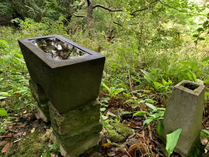 浪切不動尊の手水舎