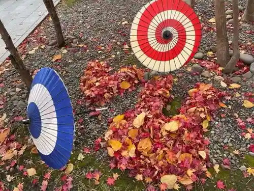 彌彦神社　(伊夜日子神社)の庭園