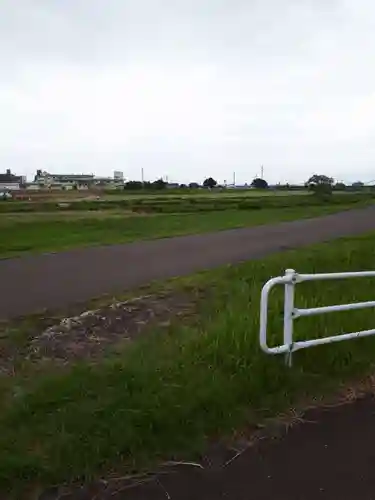 八幡宮碑の周辺