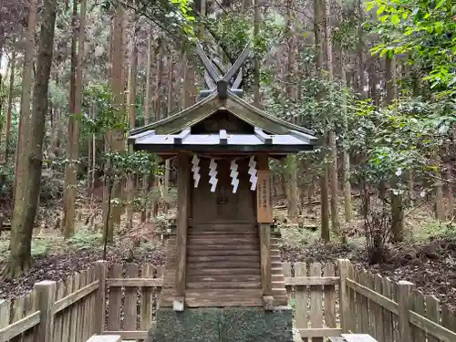 狭井坐大神荒魂神社(狭井神社)の末社