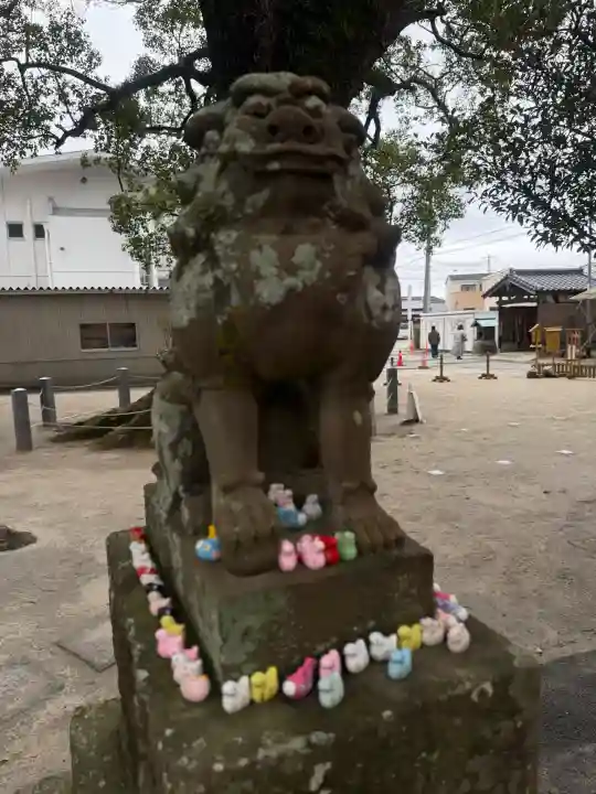 現人神社の{uncategorized: "未分類", other: "その他", undefined: "問題あり", building: "その他建物", grave: "お墓", sacred_gate: "鳥居", guardian: "狛犬", statue: "像", buddha: "仏像", history: "歴史", nature: "自然", garden: "庭園", animal: "動物", pagoda: "塔", temizu: "手水舎", mountain_gate: "山門・神門", sanctuary: "本殿・本堂", subordinate: "末社・摂社", art: "芸術", scenery: "景色", jizo: "地蔵", ema: "絵馬", goshuin: "御朱印", omikuji: "おみくじ", items: "授与品その他", amulet: "お守り", goshuincho: "御朱印帳", eats: "食事", festival: "お祭り", votive_dance: "神楽", shichigosan: "七五三参", wedding: "結婚式", experience: "体験その他", initially: "初詣", around: "周辺", anti_infection: "感染症対策"}