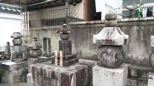 阿弥陀寺のお墓