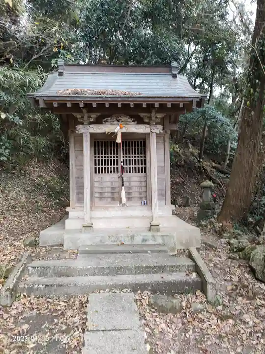 揚島天神社の本殿・本堂
