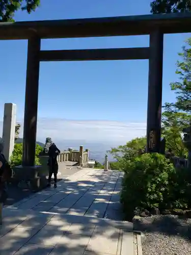 大山阿夫利神社の鳥居