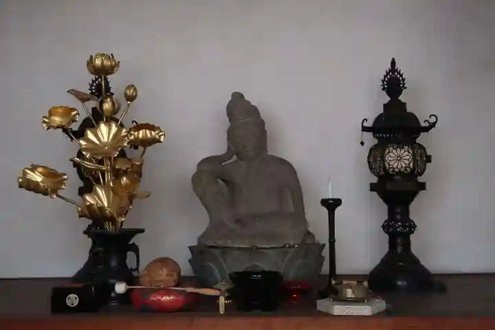 阿日寺の仏像