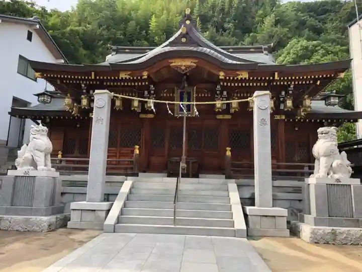 真浦神社の本殿・本堂