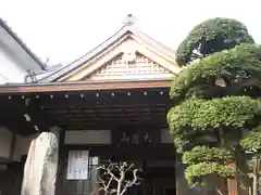 長安寺の本殿