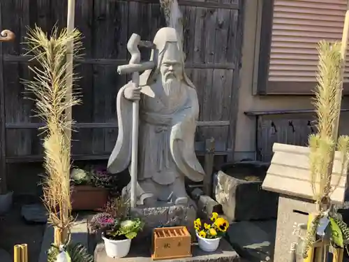 元宿神社の像