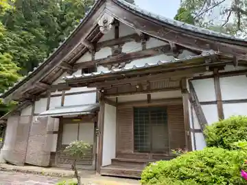 龍澤寺の本殿・本堂