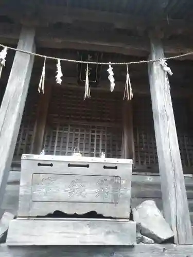 国玉神社の本殿・本堂
