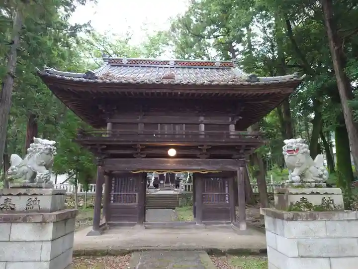 弓削神社の山門・神門