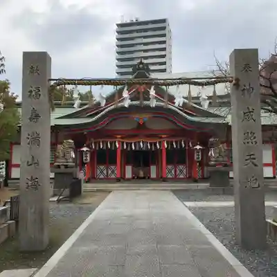 玉造稲荷神社の鳥居