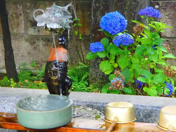 八雲神社の手水舎
