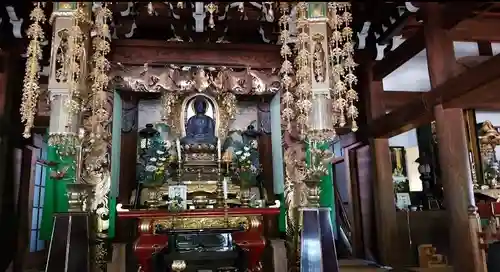 洞雲寺の本殿・本堂