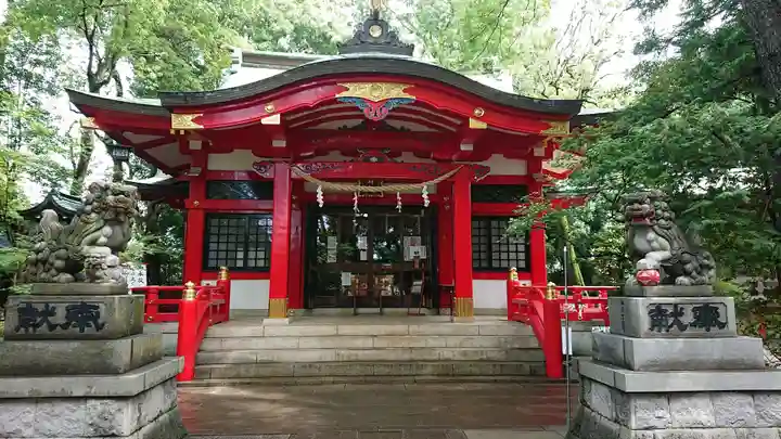 赤堤六所神社の本殿・本堂