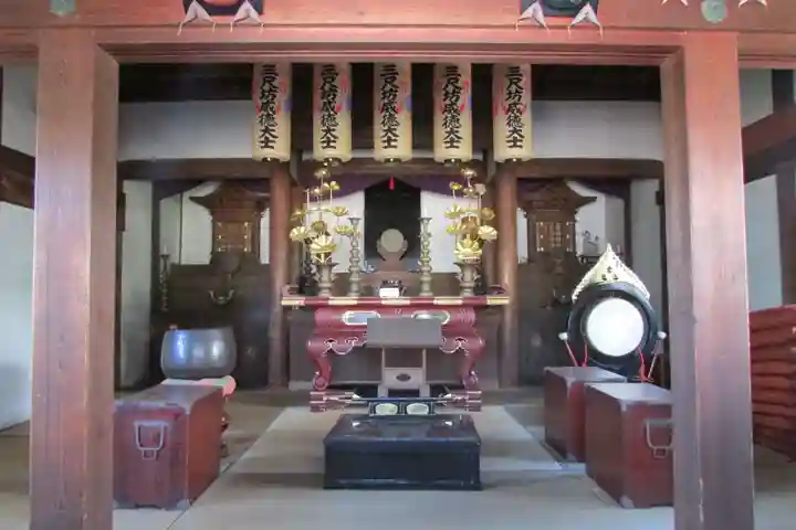 一見山 道音寺の本殿・本堂