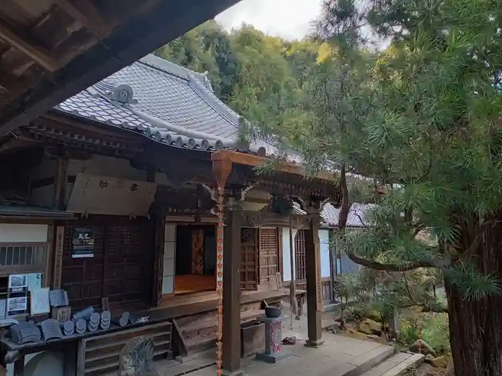 岩屋寺の本殿・本堂
