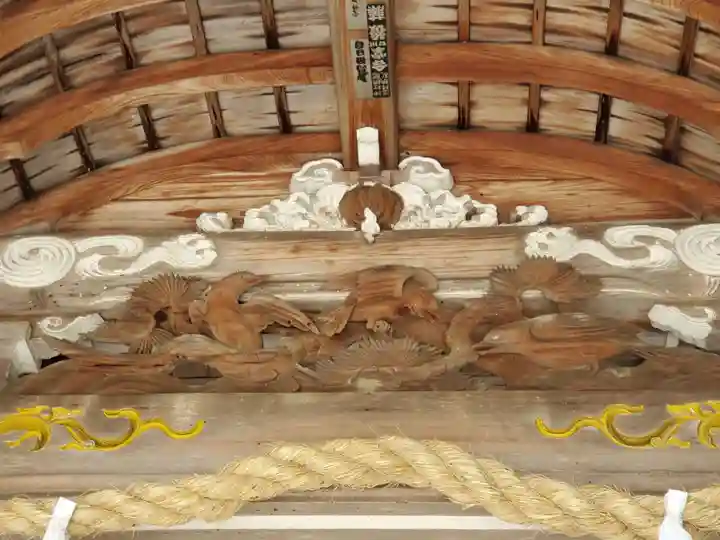 湯泉神社の芸術