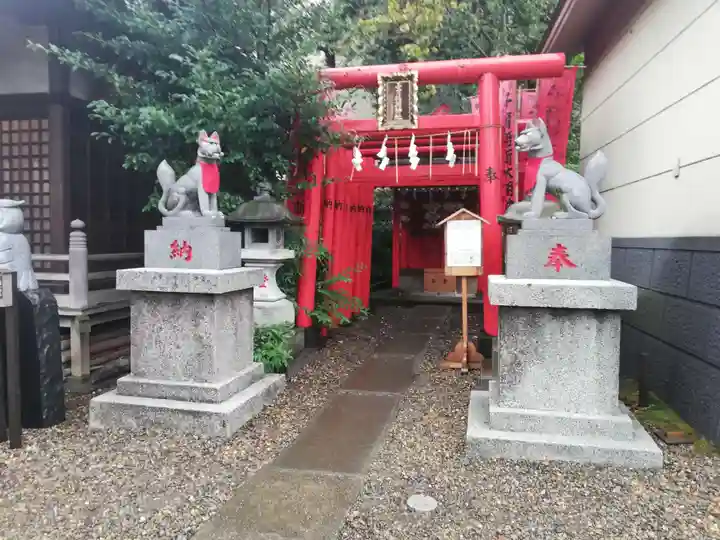 池袋御嶽神社の狛犬