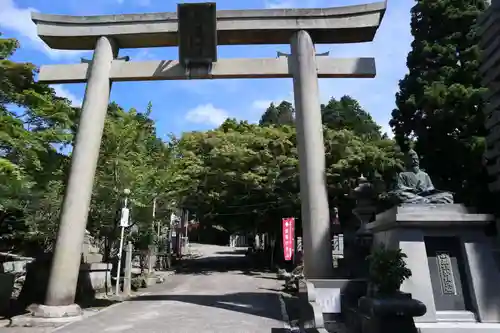 能勢妙見山（真如寺境外仏堂）の鳥居