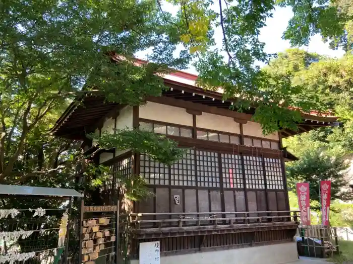 若宮八幡宮の建物その他