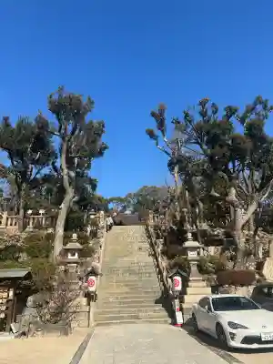 敏馬神社の{uncategorized: "未分類", other: "その他", undefined: "問題あり", building: "その他建物", grave: "お墓", sacred_gate: "鳥居", guardian: "狛犬", statue: "像", buddha: "仏像", history: "歴史", nature: "自然", garden: "庭園", animal: "動物", pagoda: "塔", temizu: "手水舎", mountain_gate: "山門・神門", sanctuary: "本殿・本堂", subordinate: "末社・摂社", art: "芸術", scenery: "景色", jizo: "地蔵", ema: "絵馬", goshuin: "御朱印", omikuji: "おみくじ", items: "授与品その他", amulet: "お守り", goshuincho: "御朱印帳", eats: "食事", festival: "お祭り", votive_dance: "神楽", shichigosan: "七五三参", wedding: "結婚式", experience: "体験その他", initially: "初詣", around: "周辺", anti_infection: "感染症対策"}