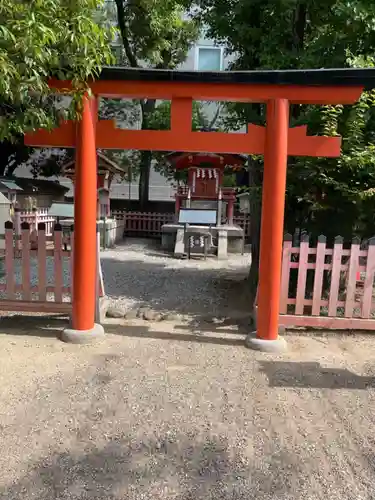 率川神社（大神神社摂社）の末社・摂社