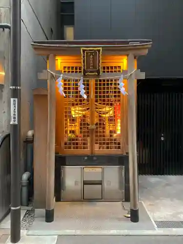 幸稲荷神社の{uncategorized: "未分類", other: "その他", undefined: "問題あり", building: "その他建物", grave: "お墓", sacred_gate: "鳥居", guardian: "狛犬", statue: "像", buddha: "仏像", history: "歴史", nature: "自然", garden: "庭園", animal: "動物", pagoda: "塔", temizu: "手水舎", mountain_gate: "山門・神門", sanctuary: "本殿・本堂", subordinate: "末社・摂社", art: "芸術", scenery: "景色", jizo: "地蔵", ema: "絵馬", goshuin: "御朱印", omikuji: "おみくじ", items: "授与品その他", amulet: "お守り", goshuincho: "御朱印帳", eats: "食事", festival: "お祭り", votive_dance: "神楽", shichigosan: "七五三参", wedding: "結婚式", experience: "体験その他", initially: "初詣", around: "周辺", anti_infection: "感染症対策"}