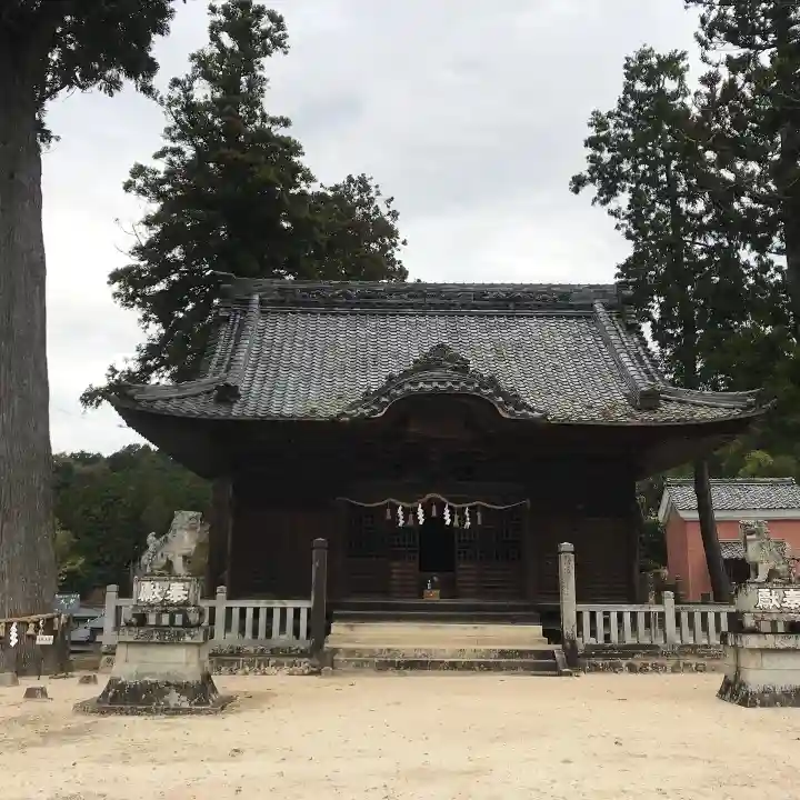 六所神社の本殿・本堂