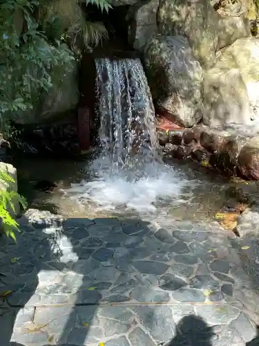 椿大神社の{uncategorized: "未分類", other: "その他", undefined: "問題あり", building: "その他建物", grave: "お墓", sacred_gate: "鳥居", guardian: "狛犬", statue: "像", buddha: "仏像", history: "歴史", nature: "自然", garden: "庭園", animal: "動物", pagoda: "塔", temizu: "手水舎", mountain_gate: "山門・神門", sanctuary: "本殿・本堂", subordinate: "末社・摂社", art: "芸術", scenery: "景色", jizo: "地蔵", ema: "絵馬", goshuin: "御朱印", omikuji: "おみくじ", items: "授与品その他", amulet: "お守り", goshuincho: "御朱印帳", eats: "食事", festival: "お祭り", votive_dance: "神楽", shichigosan: "七五三参", wedding: "結婚式", experience: "体験その他", initially: "初詣", around: "周辺", anti_infection: "感染症対策"}