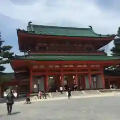 平安神宮の山門