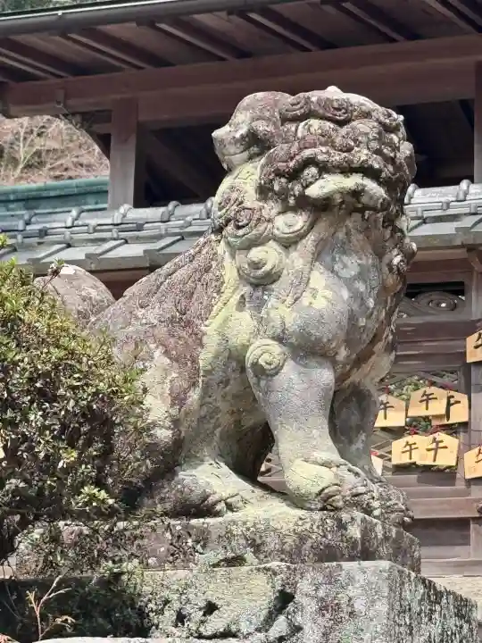 玉津岡神社の{uncategorized: "未分類", other: "その他", undefined: "問題あり", building: "その他建物", grave: "お墓", sacred_gate: "鳥居", guardian: "狛犬", statue: "像", buddha: "仏像", history: "歴史", nature: "自然", garden: "庭園", animal: "動物", pagoda: "塔", temizu: "手水舎", mountain_gate: "山門・神門", sanctuary: "本殿・本堂", subordinate: "末社・摂社", art: "芸術", scenery: "景色", jizo: "地蔵", ema: "絵馬", goshuin: "御朱印", omikuji: "おみくじ", items: "授与品その他", amulet: "お守り", goshuincho: "御朱印帳", eats: "食事", festival: "お祭り", votive_dance: "神楽", shichigosan: "七五三参", wedding: "結婚式", experience: "体験その他", initially: "初詣", around: "周辺", anti_infection: "感染症対策"}