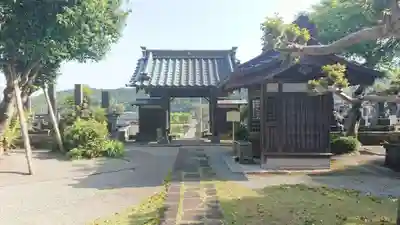 仙年寺の山門・神門