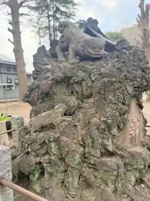 氷川神社の{uncategorized: "未分類", other: "その他", undefined: "問題あり", building: "その他建物", grave: "お墓", sacred_gate: "鳥居", guardian: "狛犬", statue: "像", buddha: "仏像", history: "歴史", nature: "自然", garden: "庭園", animal: "動物", pagoda: "塔", temizu: "手水舎", mountain_gate: "山門・神門", sanctuary: "本殿・本堂", subordinate: "末社・摂社", art: "芸術", scenery: "景色", jizo: "地蔵", ema: "絵馬", goshuin: "御朱印", omikuji: "おみくじ", items: "授与品その他", amulet: "お守り", goshuincho: "御朱印帳", eats: "食事", festival: "お祭り", votive_dance: "神楽", shichigosan: "七五三参", wedding: "結婚式", experience: "体験その他", initially: "初詣", around: "周辺", anti_infection: "感染症対策"}