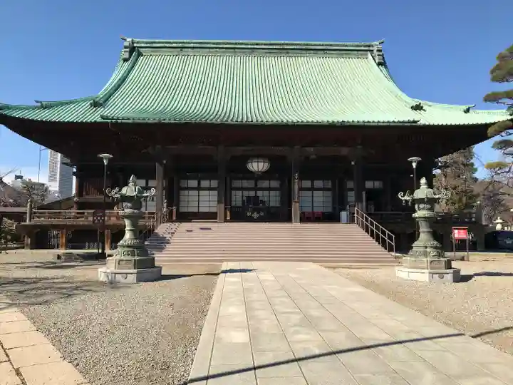 護国寺の本殿・本堂