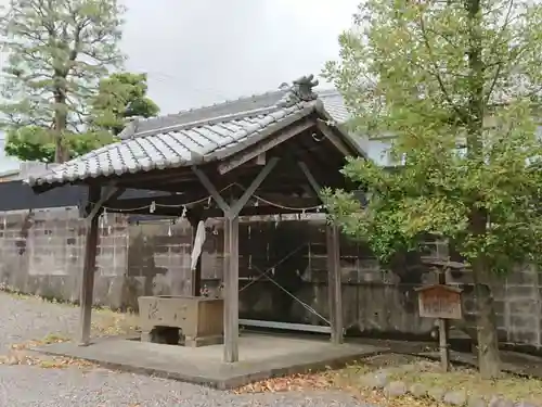 神明宮（高力神明宮）の手水舎