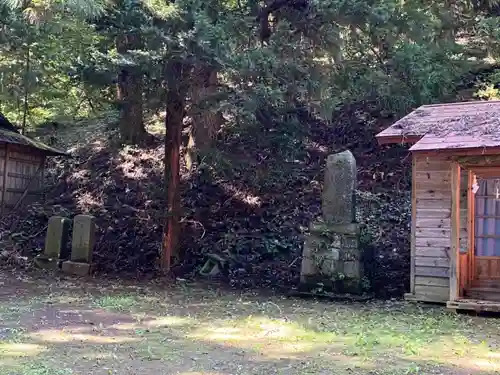 三嶽神社の建物その他