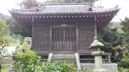 八幡宮の本殿・本堂