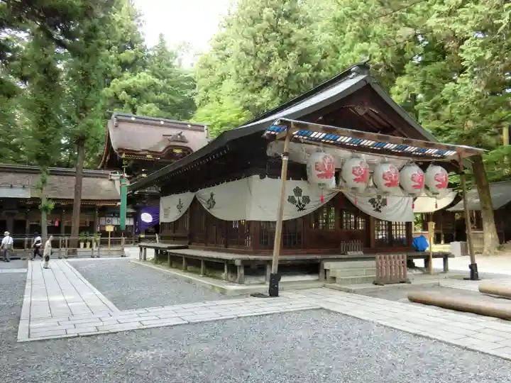 諏訪大社下社春宮の本殿・本堂