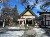 冨士山小御嶽神社の{uncategorized: "未分類", other: "その他", undefined: "問題あり", building: "その他建物", grave: "お墓", sacred_gate: "鳥居", guardian: "狛犬", statue: "像", buddha: "仏像", history: "歴史", nature: "自然", garden: "庭園", animal: "動物", pagoda: "塔", temizu: "手水舎", mountain_gate: "山門・神門", sanctuary: "本殿・本堂", subordinate: "末社・摂社", art: "芸術", scenery: "景色", jizo: "地蔵", ema: "絵馬", goshuin: "御朱印", omikuji: "おみくじ", items: "授与品その他", amulet: "お守り", goshuincho: "御朱印帳", eats: "食事", festival: "お祭り", votive_dance: "神楽", shichigosan: "七五三参", wedding: "結婚式", experience: "体験その他", initially: "初詣", around: "周辺", anti_infection: "感染症対策"}