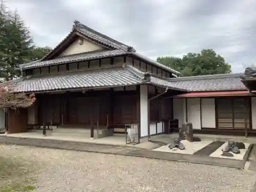 真宝寺の本殿・本堂