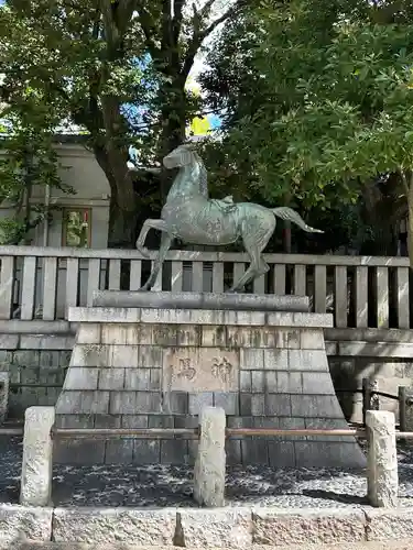 富岡八幡宮の像