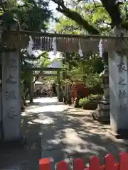 空鞘稲生神社の鳥居