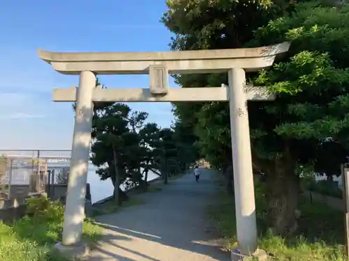 琵琶島神社の鳥居